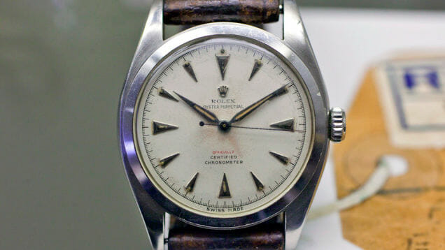 Michael Kors Mens 45 mm Everest Black Dial Ceramic Chronograph Watch -  MK9055 : Amazon.in: Fashion