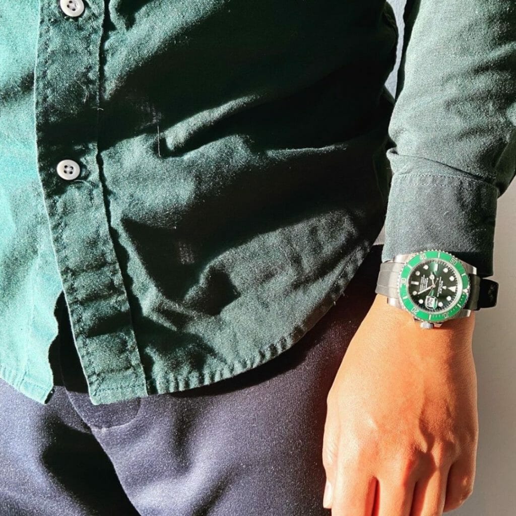 Rolex Submariner 16610LV “Kermit” - History, Specs & Rubber Straps Rolex Submariner 16610LV “Kermit” - History, Specs & Rubber Straps
