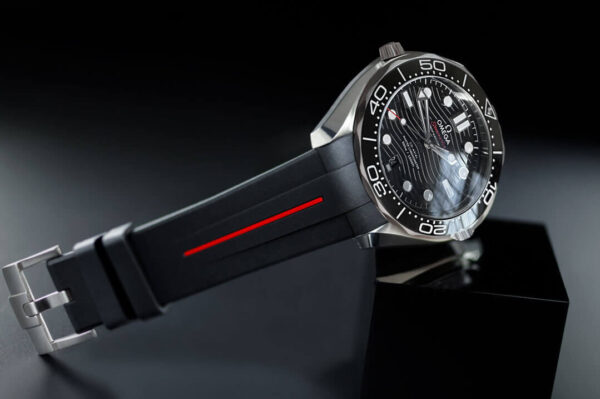 Black and Red Rubber Strap for Omega Seamaster Diver 300mm