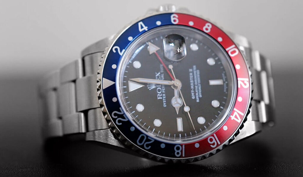 Pepsi GMT-Master II 16710 BLRO - Production Years: 1989 - 2007 - Steel with Fold clasp