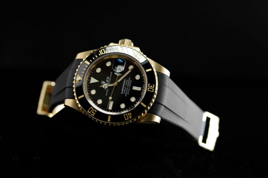 Rubber Strap Fitment Guide for Rolex Submariner (All References) Rubber Strap Fitment Guide for Rolex Submariner (All References)