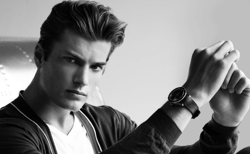 How to Wear a Rubber Strap to a Formal Event: The New Rules of Modern Luxury How to Wear a Rubber Strap to a Formal Event: The New Rules of Modern Luxury