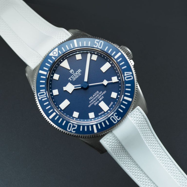 black-rubber-straps-for-tudor-pelagos-fxd.jpg