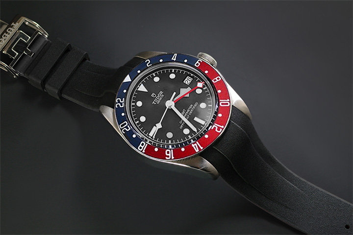 rubber b gmt